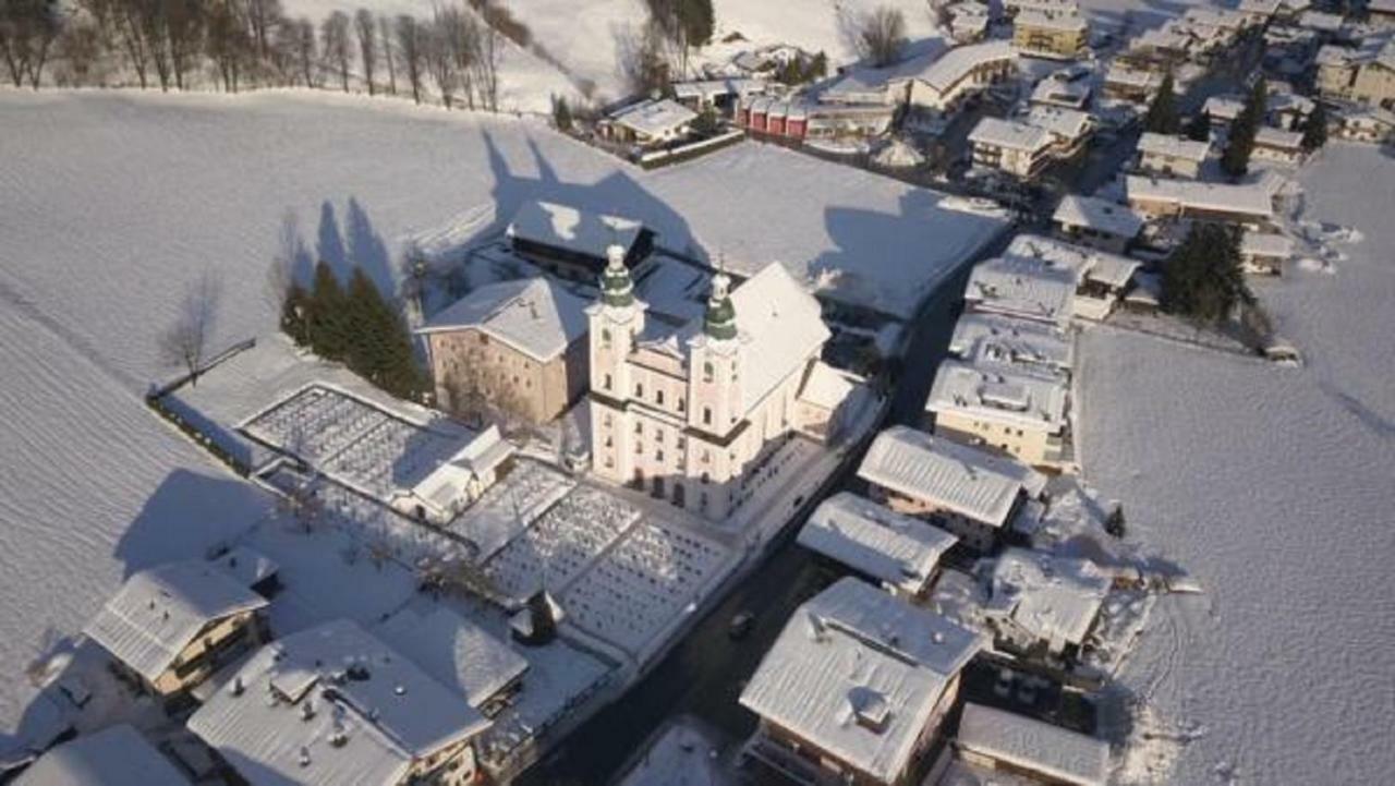 Pension Brixen Im Thale Exterior photo